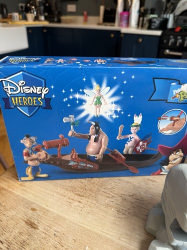 Disney Heroes Famosa Peter Pan -Galleon, Skull Island, Indian Camp/Boat,Figures - Picture 5 of 15