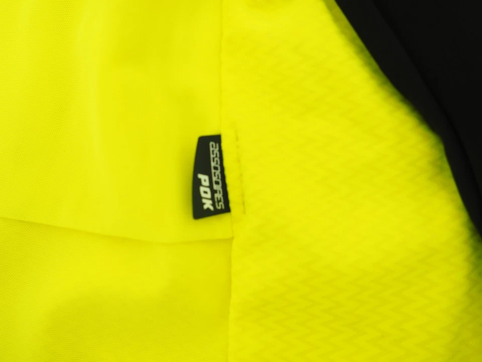 NEW! ASSOS Equipe R Habu Winter Jacket S11 Optic Yellow Mens Medium 2nd Skin Fit - Image 2 of 4