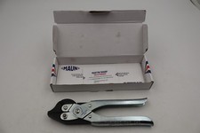 Maun 4959-200 200mm Fencing Pliers V-Slot Serrated Jaws Heavy Duty - Pro Quality