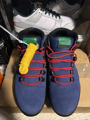 Nike Men's Cygnal  Navy  Waterproof Size 9.5 Medium