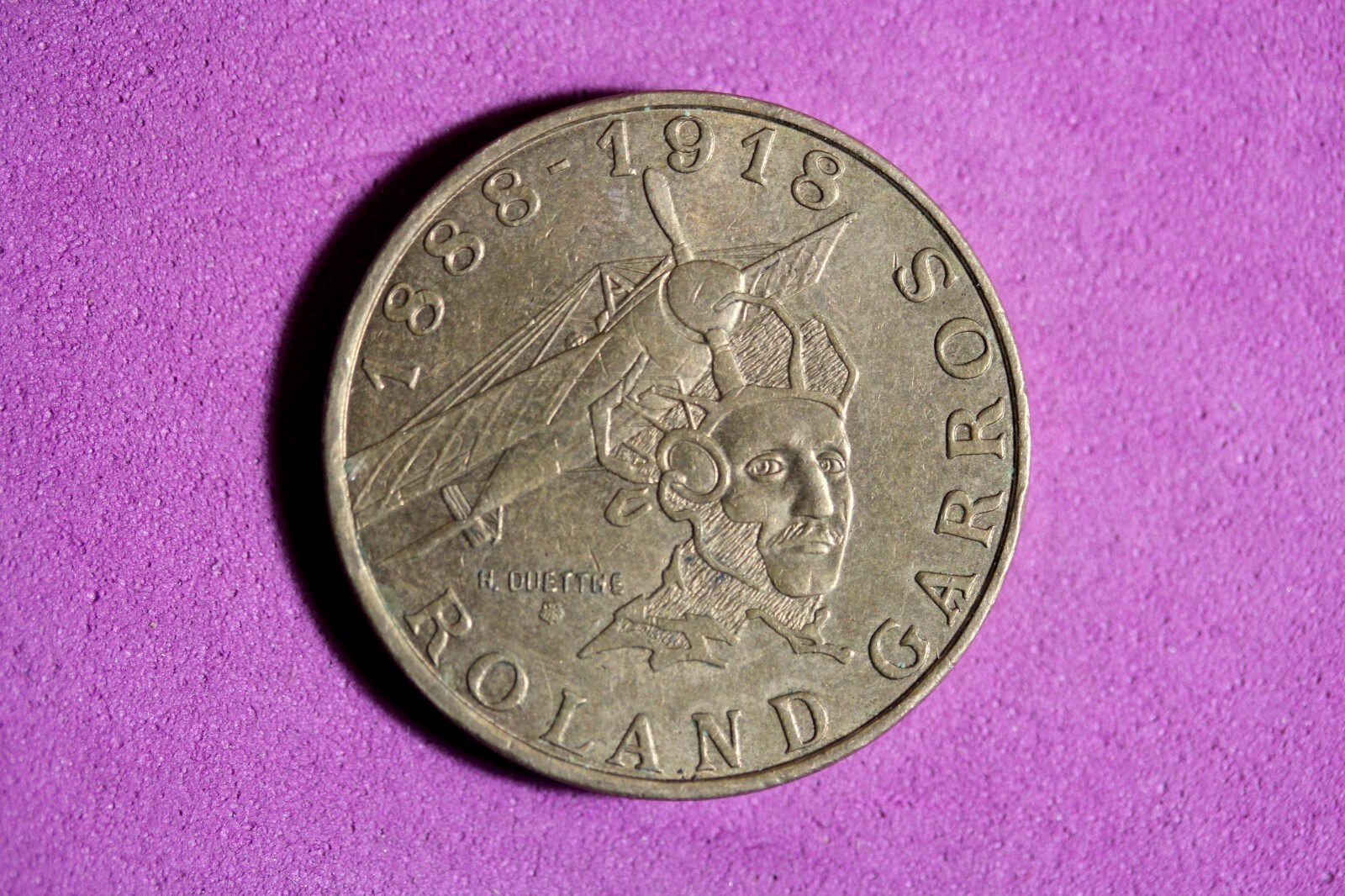 Picture 1 of 2
