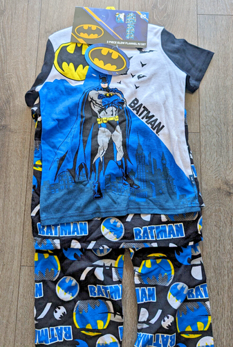 Glow In The Dark Batman PJ's - 5 - Picture 2 of 4