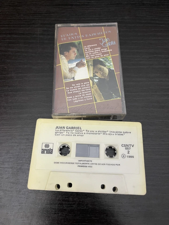 Juan Gabriel Cassette 15 Anos de Exitos Rancheros No Vale La Pena Cassette Foto 2 de 4
