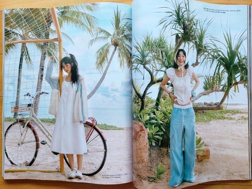 Red Velvet SEULGI/Cutting 10P-Not Whole Magazine/Marie Claire Korea/June 2025 TR - Picture 3 of 5