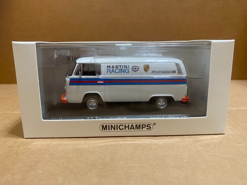 Volkswagen VW T2 Delivery Van Porsche Renndienst Martini design 1:43 Mnichamps - Picture 4 of 5