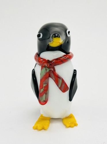 Art Glass Penguin Figurine Scarf Black White Red Glass Holiday Christmas 4" - Picture 3 of 9
