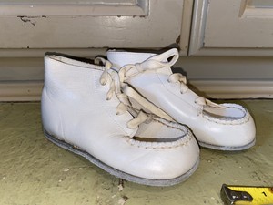 vintage stride rite shoes