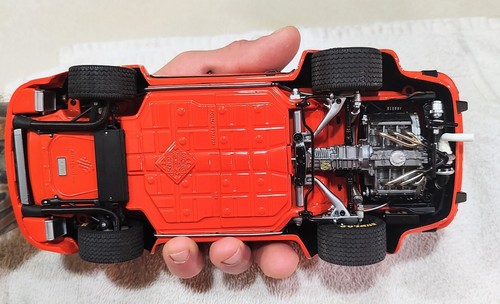 Exoto Racing Legends 1976 Porsche 934 RSR Client - Private Team orange Maßstab 1:18 - Bild 7 von 11