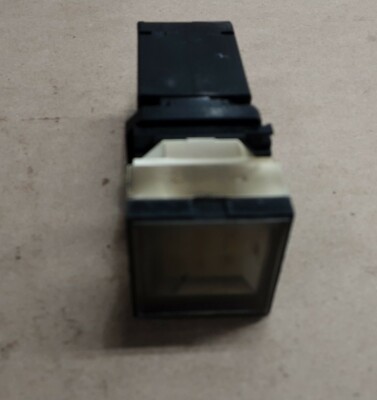 Fuji Electric Instrument Indicator Light APCX039-L, PV115-127V, 50-60Hz #3018I60