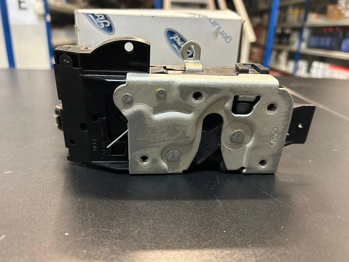 Serratura Della Direzione Dell'automobile Immagine Stock - Immagine di