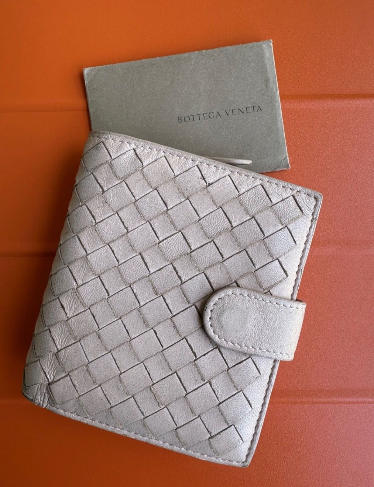 Bottega Veneta Intrecciato Compact Bi-Fold Zip Wallet Light