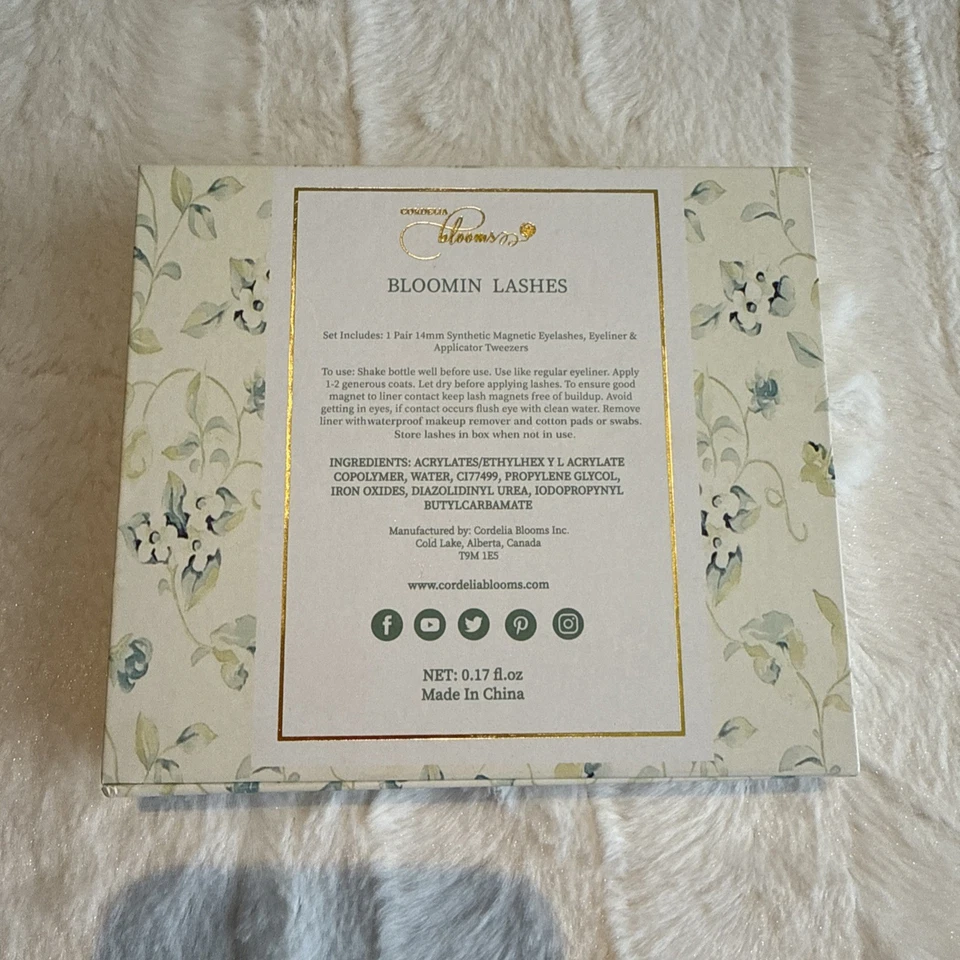 Pestañas magnéticas Cordelia Blooms nuevas en caja Foto 3 de 4