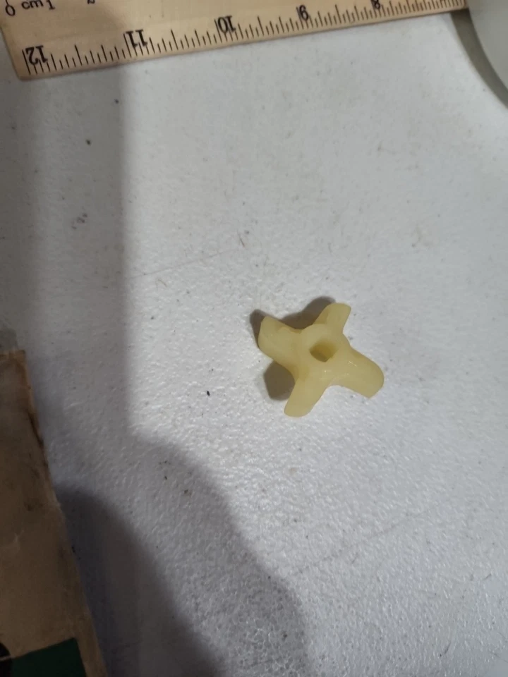 GM 1968-74 Chevy Nova Chevelle F85 Pontiac Washer Pump Drive Cam 4918982 Novo na caixa - Imagem 3 de 4