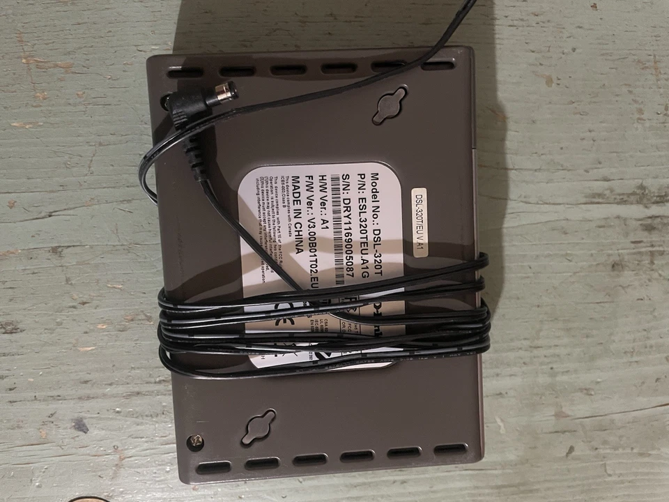 Modem Dsl 320T D- Link D Link Modem internet connessione con alimentatore - Immagine 2 di 2