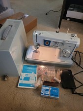 Singer Stylist 416 Sewing Machine Zig-Zag Cas...