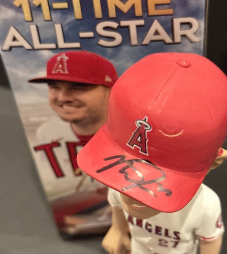 MIKE TROUT SIGNED BOBBLEHEAD SGA ANGELS ALL-TIME LEADER ROY 3X MVP 9X SS PSA/DNA - Picture 5 of 16
