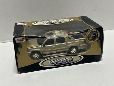 Anson 1:27 CadillacEscalade EXT 2002 collectors quality model Brushed Gold MIB