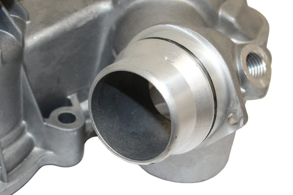 For BMW X5 2007-2010 CRP WPR0010 Engine Coolant Water Pump Foto 3 de 4