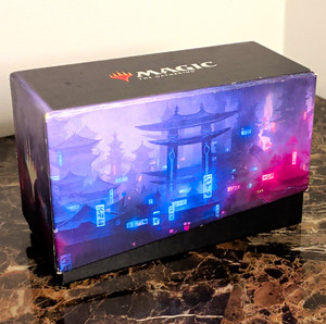 Magic: The Gathering Kamigawa: Neon Dynasty Deck Box, Multicolor/Black