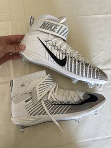 NIKE LUNARBEAST ELITE アメフト スパイク 28cm【新品】 NIKE LUNARBEAST ELITE アメフト スパイク 28cm【新品】（新製品