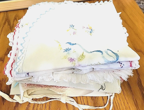 Vintage Lot of 21 Embroidered Table Runners/Dresser Scarves Doilies & Misc. (E)