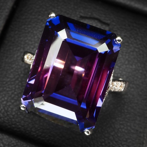 Opulent Blue Purple Sapphire 20.20Ct 925 Sterling Silver White Gold Plated Rings - Picture 2 of 10