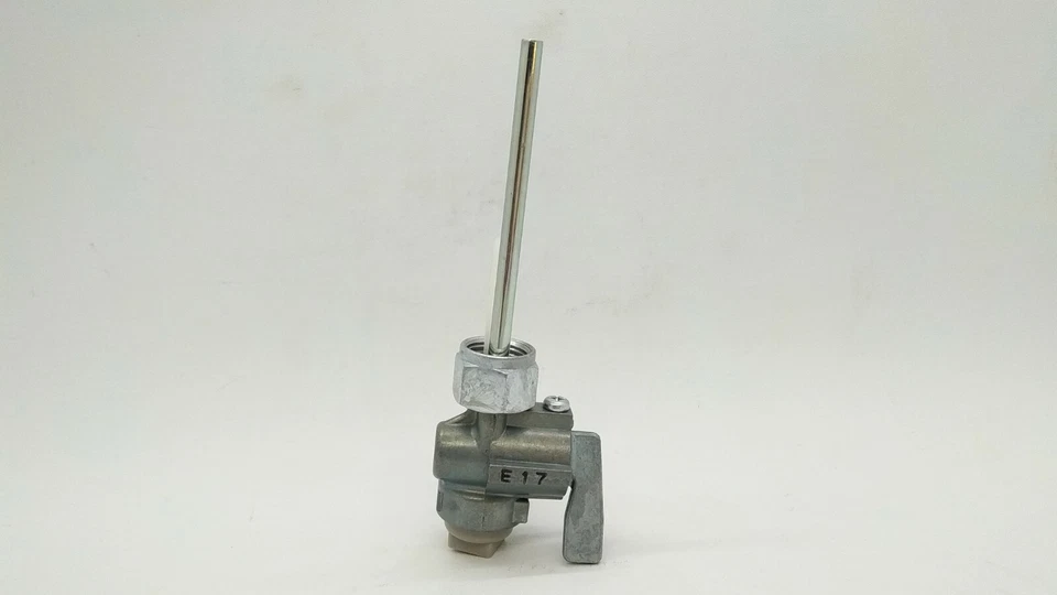 雅马哈 DT125 MX175 HT1 LT2 DT175 MX RS YL RXS RX115 Fuel Cock NOS 357-24500-20 — 第 2/4 张图片