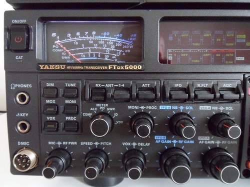 ÉMETTEUR-RÉCEPTEUR YAESU FTDX-5000D HF/50MHz......................radio_trader_irlande. - Photo 4/20