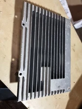 RANGE ROVER DISCOVERY HARMAN KARDON AMP.  XQK500095