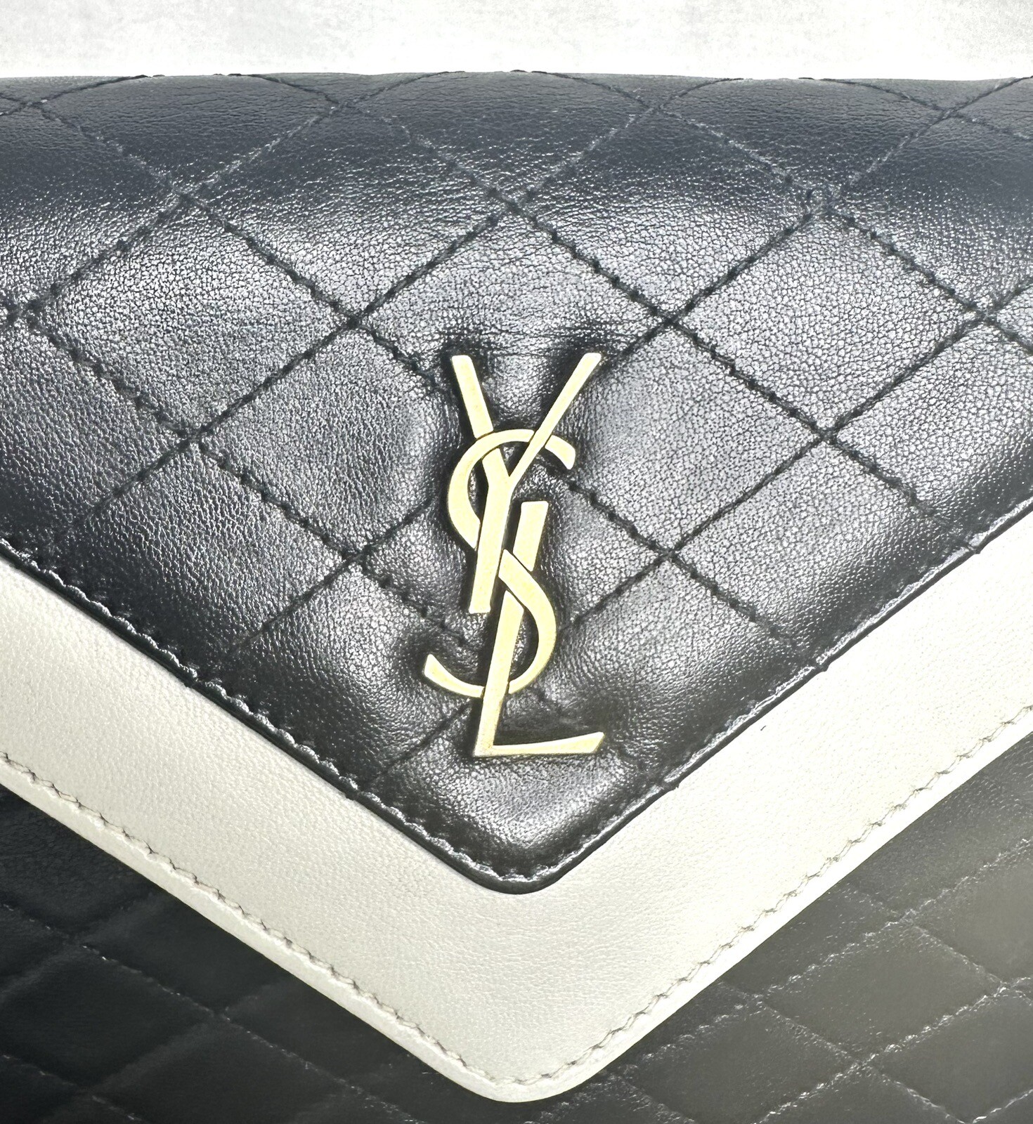 Mini borsa trapuntata SAINT LAURENT $2450 donna beige nero YSL Gaby