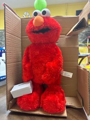 tickle me elmo original brand new on box - Main Image