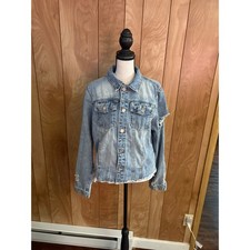 TikTok Shop Distressed Light Wash Denim Jacket Womens M Frayed Hem Jean Coat