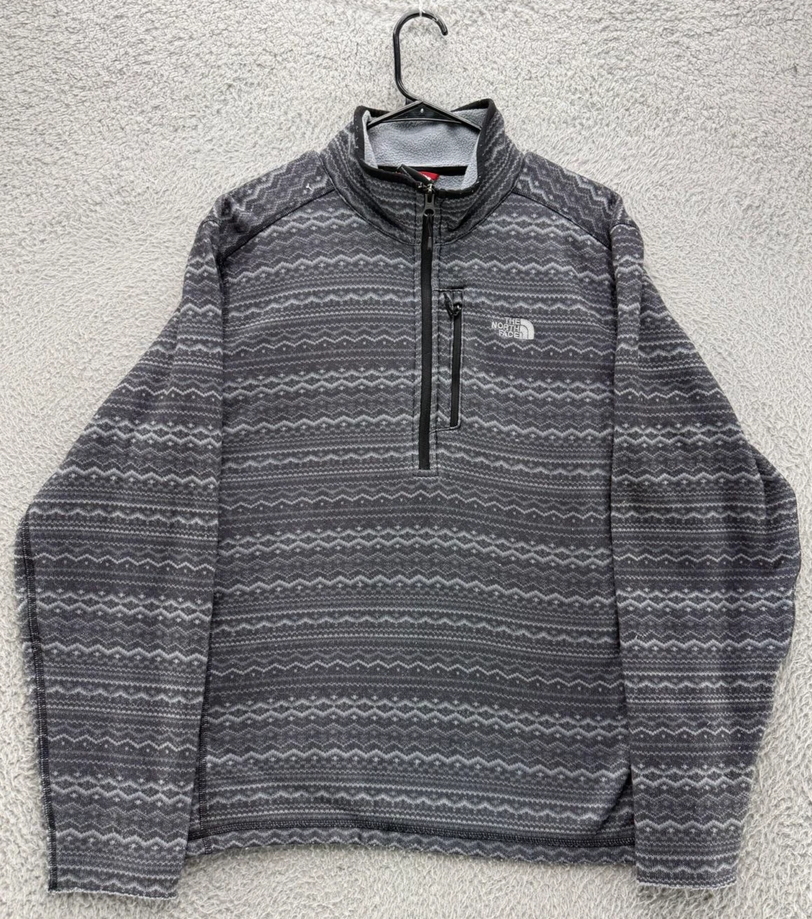 The North Face Mens Large Sweater Fleece Pullover 1/4 Zip Gray Pattern Jacket