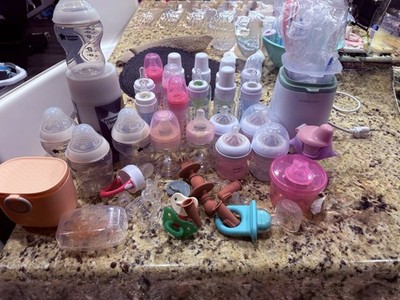 Tommee Tippee Mixed Baby Bottle Set BPA-Free Plastic Wide & Standard Neck lot