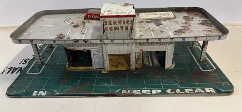 Vintage 1960's Marx Tin Litho Day & Nite Gas Service Station Center Lubritorium