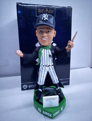 Harry Potter New York Yankees Aaron Judge MLB Baseball Bobblehead - Slytherin