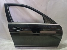 81C* Mercedes Benz S204 W204 Tür vorne rechts Obsidianschwarz F.197 81C* Mercedes Benz S204 W204 Tür vorne rechts Obsidianschwarz F.197