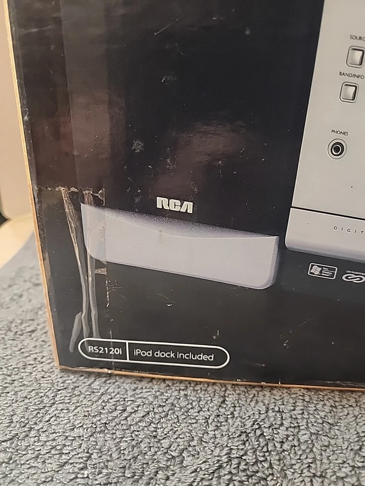RCA RS2120i Five Disc Audio Player Radio Brand New - Image 4 of 4