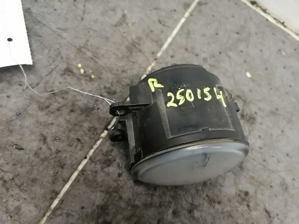 Corner/Park Light Fog-driving Fog Lamps Fits 05-06 11-18 PORSCHE CAYENNE 1575506 - Image 2 of 4