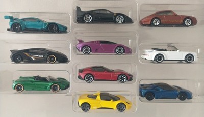 10x NEU Hot Wheels Supercar Konvolut: Ferrari, Bugatti, Aston Porsche, Lambo etc!!