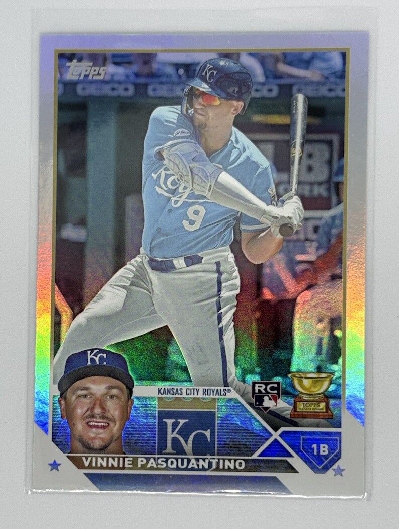 2023 Topps Series 1 - Rainbow Foil #302 Vinnie Pasquantino (RC)