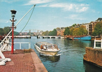 Alte Postkarte - Amsterdam - Magere Brücke und Amstel-Schleusen