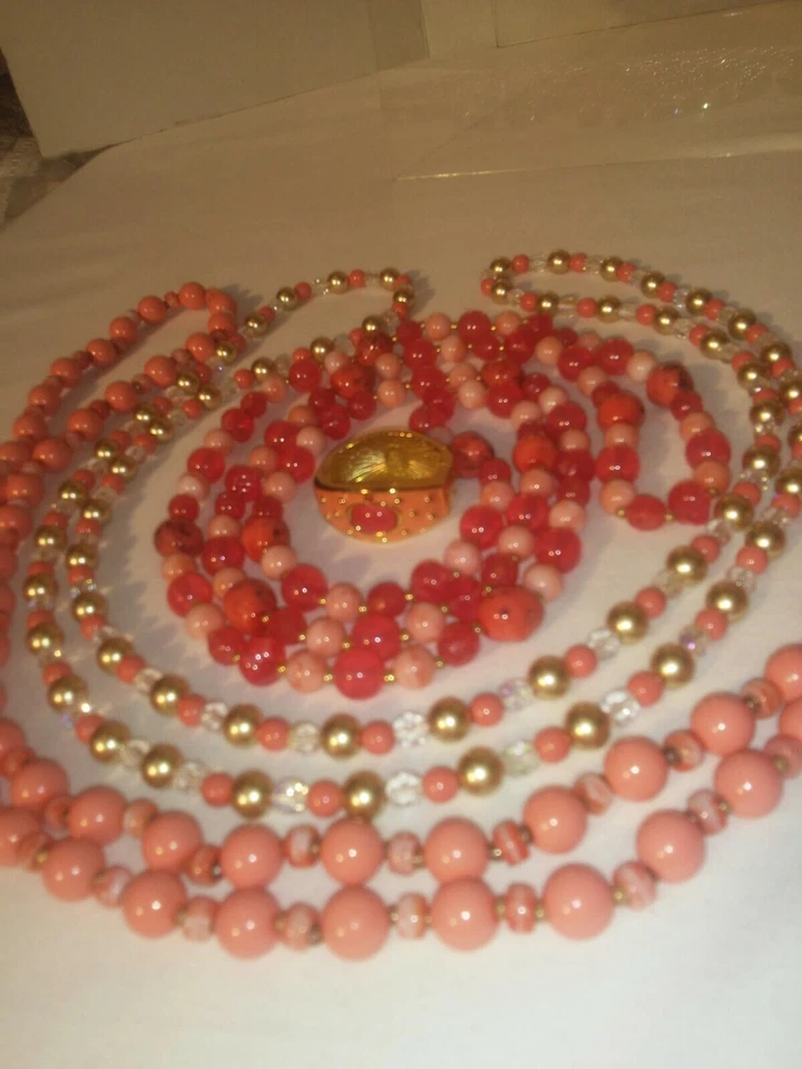 Joan Rivers Juego de 3 piezas Collares Coral Melocotón Perlas Cuentas Checas 44" más Clip Nuevo en Caja Foto 2 de 4