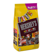HERSHEY'S Miniatures Assorted Chocolate Candy, Halloween Candy, 35.9 Oz Party Ba