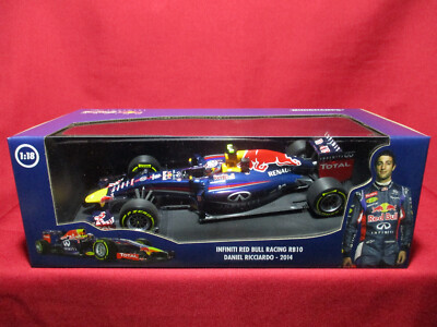 1:18 Scale Daniel Ricciardo Infiniti Red Bull Racing RB10 Formula 1 F1 Model Car