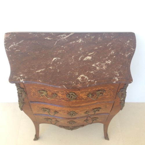 French Marquetry Commode Louis XV revival Stamped George Guerin, Paris.C.1890 - Picture 6 of 10