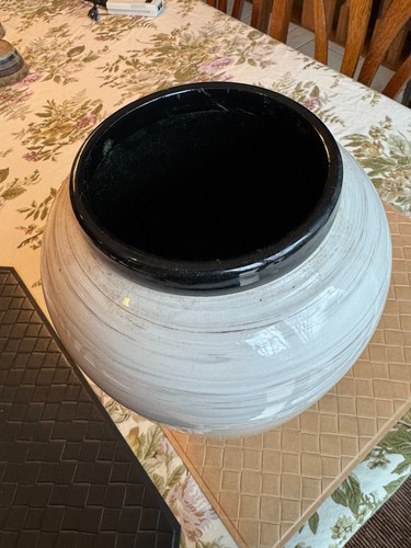 Italian Pottery Swirl Vase 14" High, Ivory, Black & Brown - Picture 6 of 6