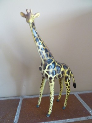 RARE VINTAGE COLLECTIBLE ANIMALS - ELC TRIPLE A MARK TOY - GIRAFFE