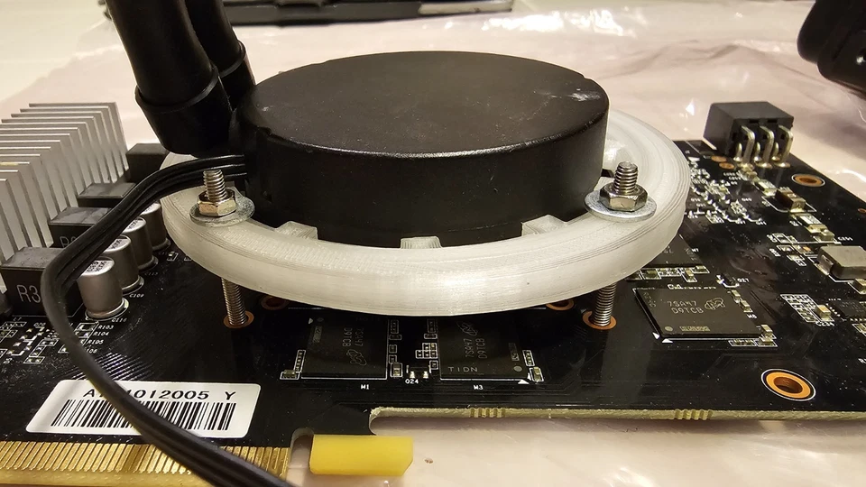 PNY NVIDIA GTX 1060 6GB + Asetek Liquid Cooler & Phanteks High Static Fan - Image 3 of 4