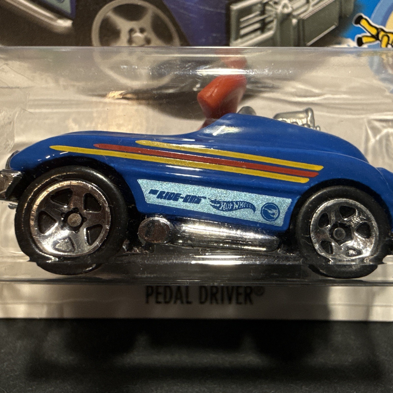 Picture 2 of 4